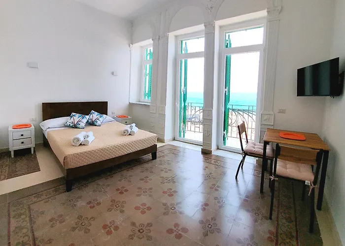 Solemaremessina アパート